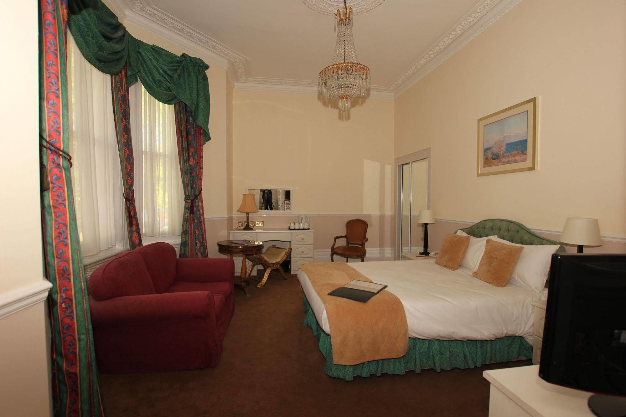 The Courtlands Hotel ブライトン エクステリア 写真
